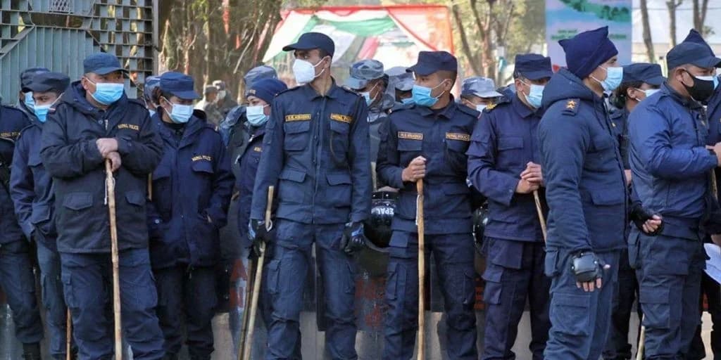 प्रतिनिधि सभा निर्वाचनको सुरक्षाका लागि नेपाल प्रहरीले विभिन्न जिल्लामा प्रहरी परिचालन