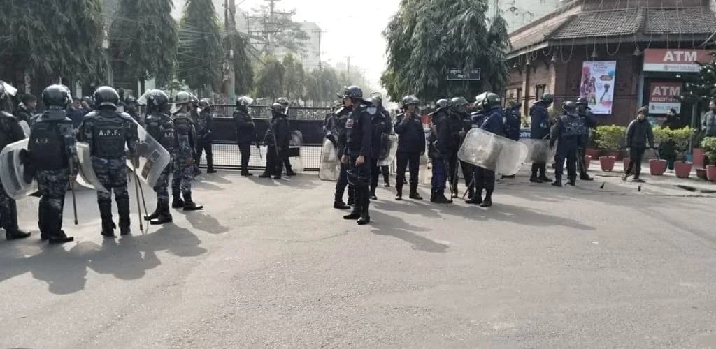 वीरगञ्ज महानगर क्षेत्रमा कर्फ्यु लागू
