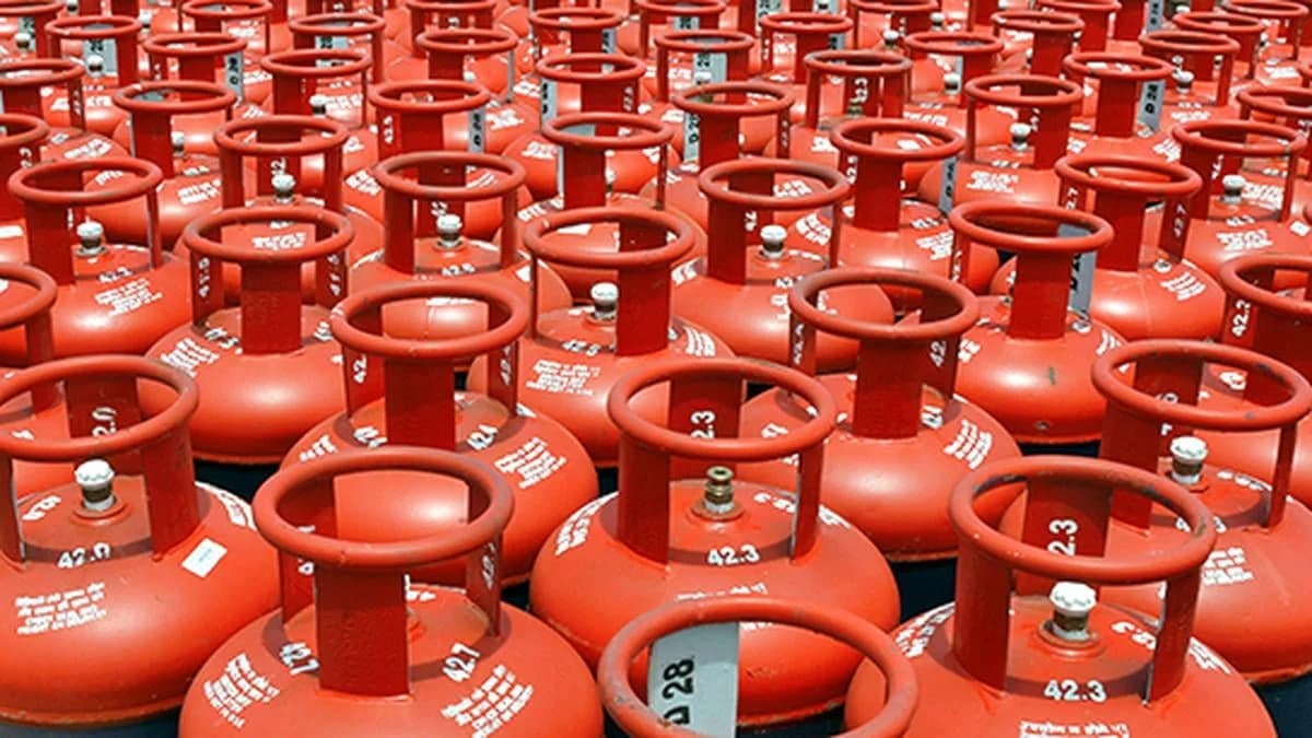 काठमाडौं महानगरपालिकाले ग्यास–इन्धन अभाव र कालोबजारीमा निगरानी कडा बनायो