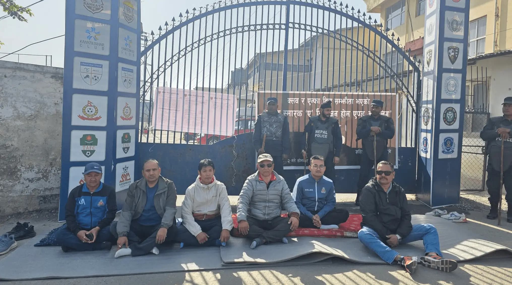 एन्फाको निर्णयविरुद्ध क्लबहरूको अनसन तेस्रो दिन पनि जारी, संवादको माग