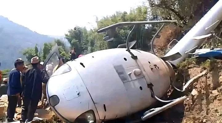 खोटाङमा एयर डाइनेस्टी हेलिकोप्टर दुर्घटना, ५ जना यात्रु सवार