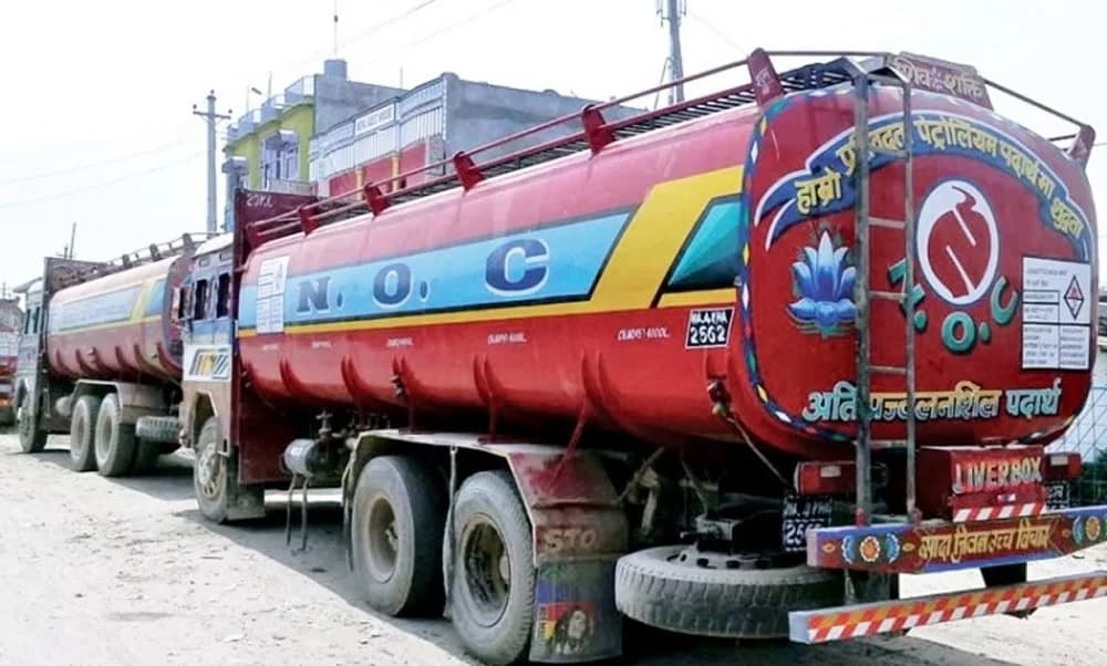 चालु आर्थिक वर्षको पहिलो सात महिनामा पेट्रोलियम पदार्थ आयातमा उल्लेखनीय वृद्धि