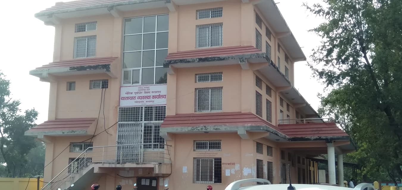 महेन्द्रनगर यातायात कार्यालयले बिचौलियाको प्रवेश पूर्ण रूपमा निषेध