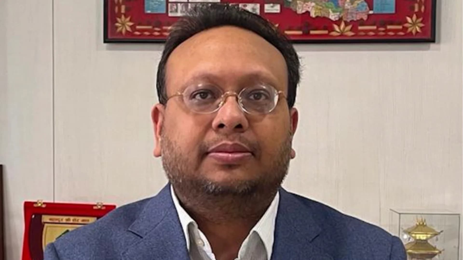पक्राउअघि नै शुलभ अग्रवालको राजीनामा स्वीकृत, सम्पत्ति शुद्धीकरण मुद्दामा पक्राउ