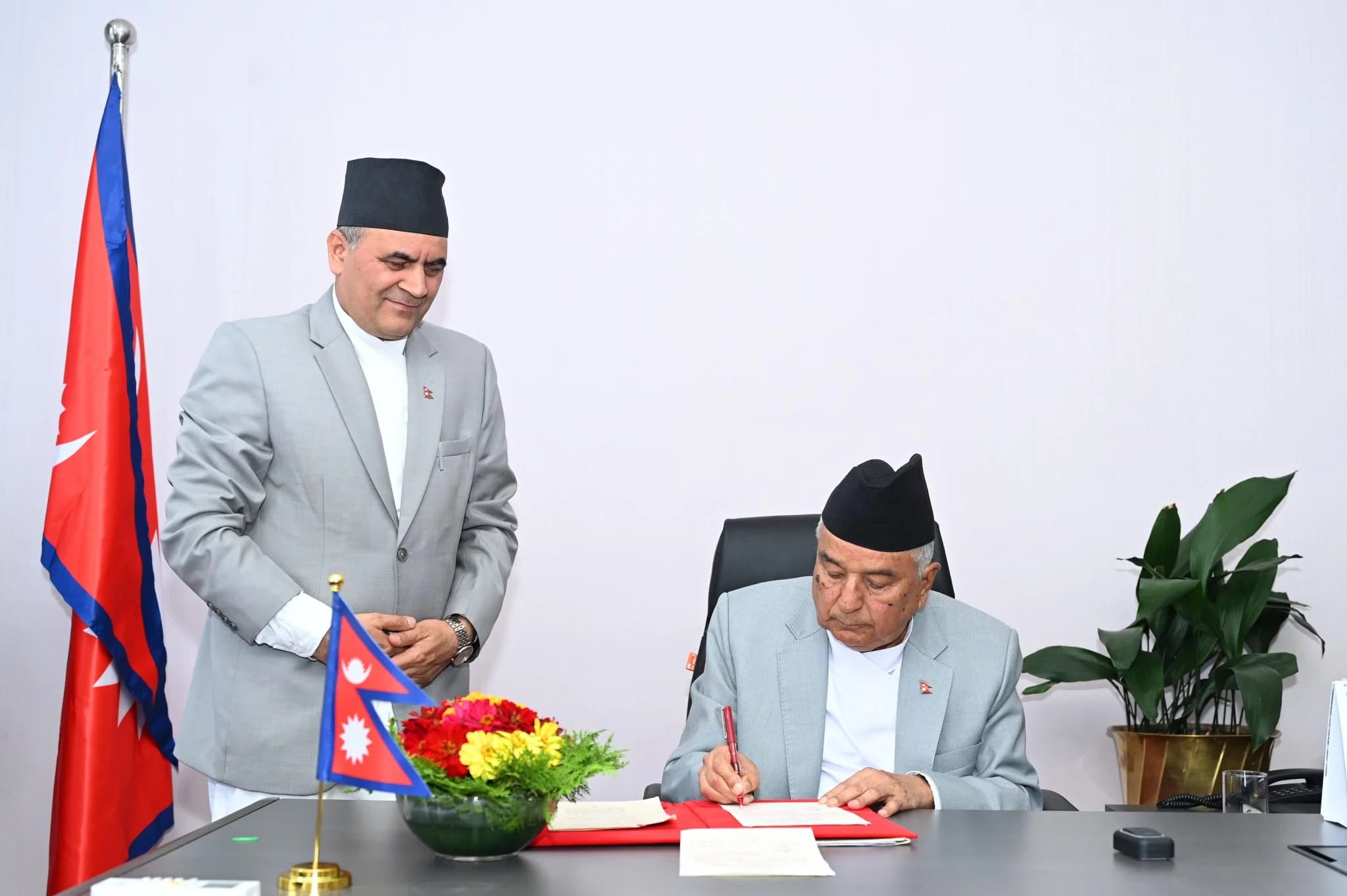 मन्त्रिपरिषद्को सिफारिसमा सङ्घीय संसद् अधिवेशन स्थगित