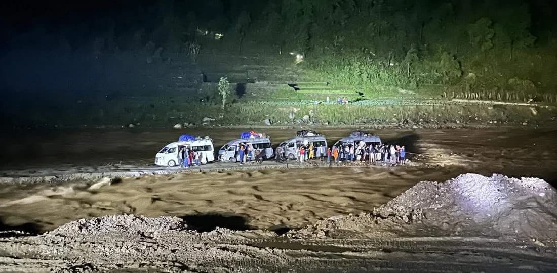 जोखिमयुक्त सडकमा सवारी आवागमन बन्द गर्न प्राधिकरणको कडा निर्देशन