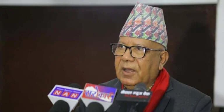अन्तर्राष्ट्रिय कम्युनिस्ट सम्मेलनमा सहभागी हुन माधवकुमार नेपाल रुस प्रस्थान
