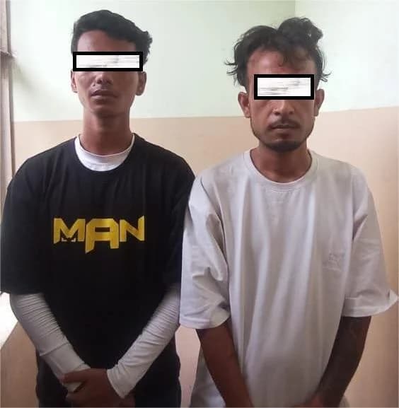 झापामा नक्कली प्रहरी बनेर ठगि धन्दामा, अन्तत परे सक्कली प्रहरीको फन्दामा 