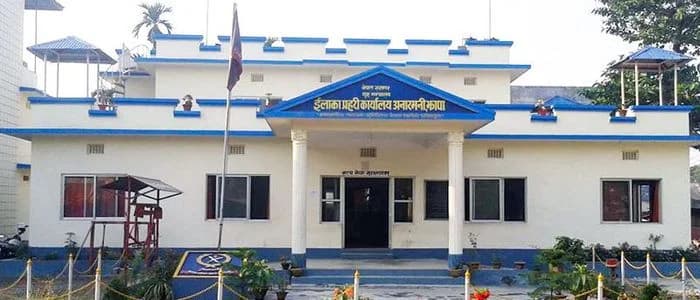 झापाको बिर्तामोडमा ११ जना पक्राउ
